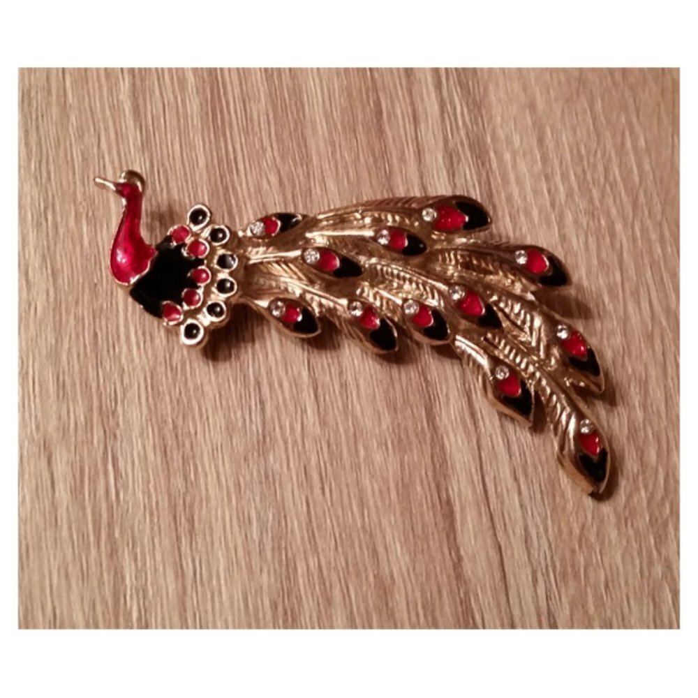 VINTAGE Statement Peacock Bird Brooch Pin Bejeweled Pop Of color Gold Red.